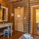 Yliessa Hotel 4*