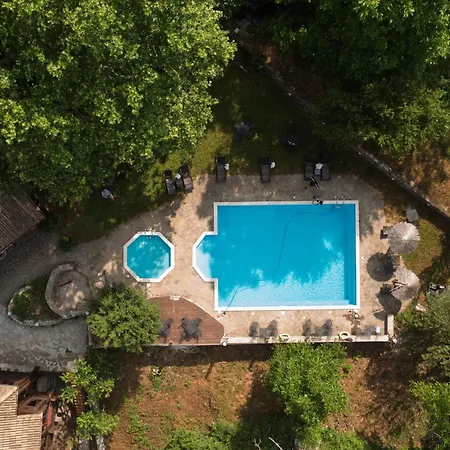 Yliessa Hotel 4*