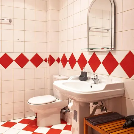 Yliessa فندق Domnista